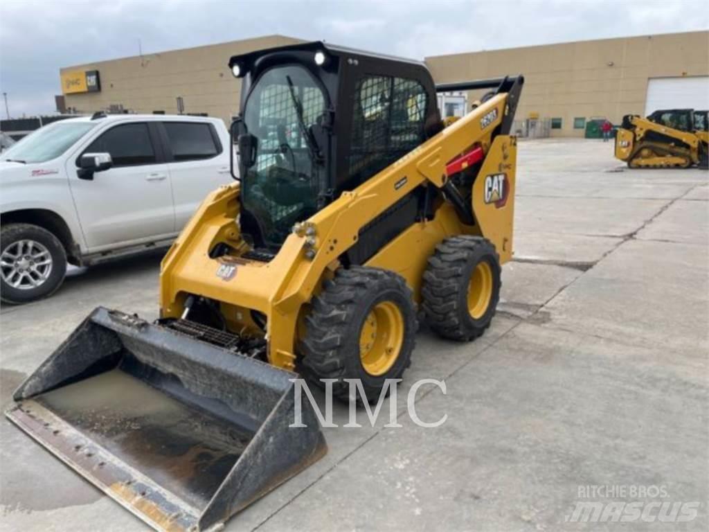 CAT 262D3  스키드로더