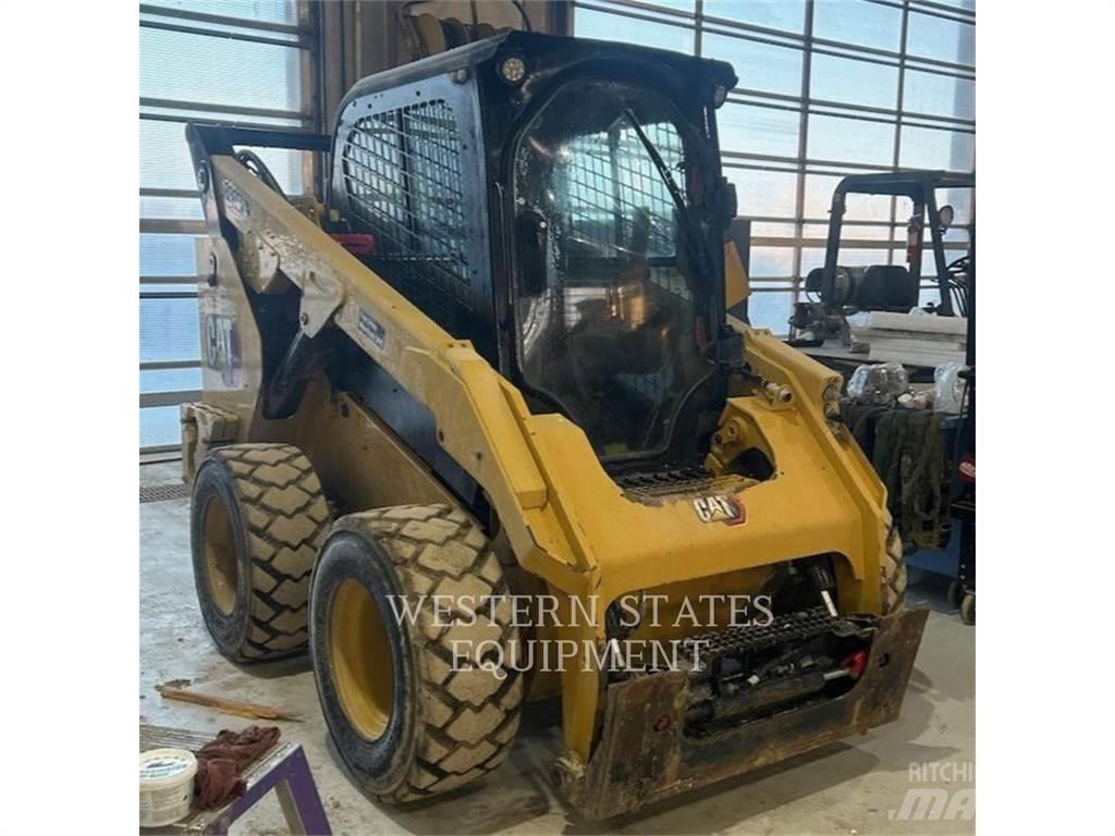 CAT 262D3  스키드로더