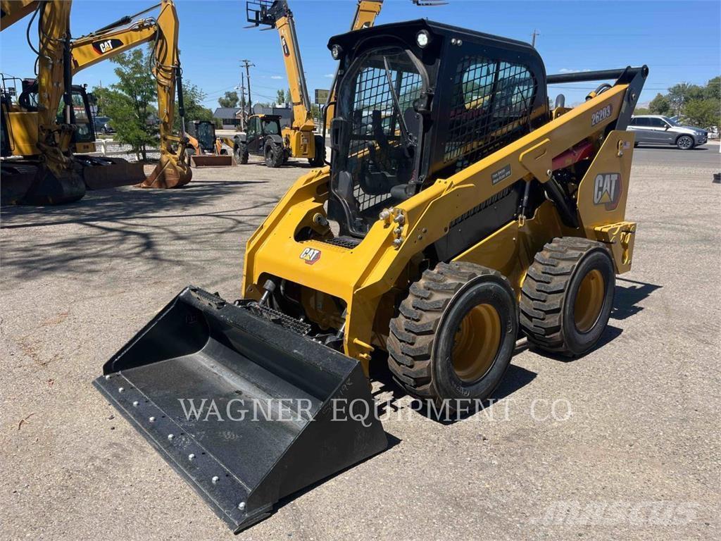 CAT 262D3  스키드로더