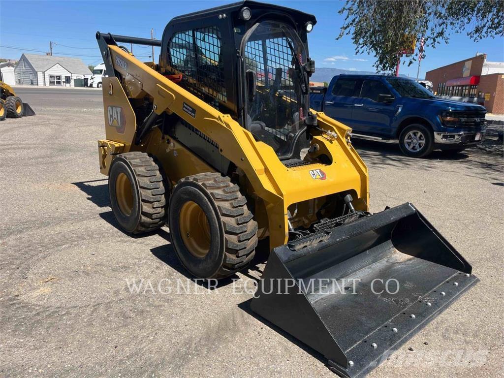 CAT 262D3  스키드로더