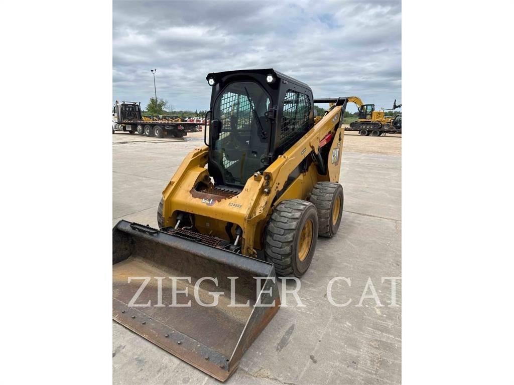 CAT 262D3  스키드로더