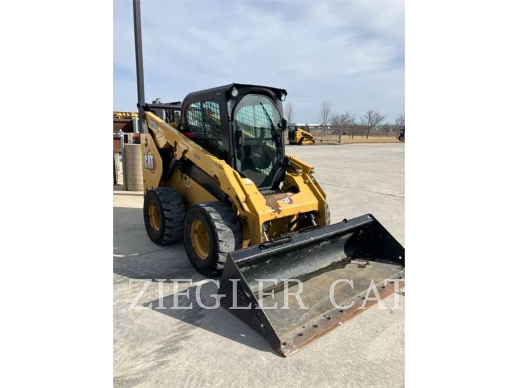 CAT 262D3  스키드로더