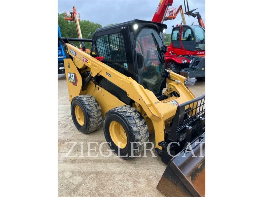 CAT 262D3  스키드로더