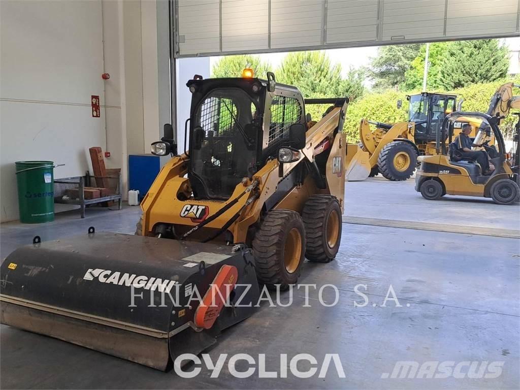 CAT 262D3  스키드로더