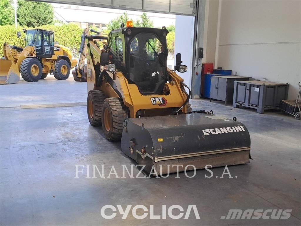 CAT 262D3  스키드로더