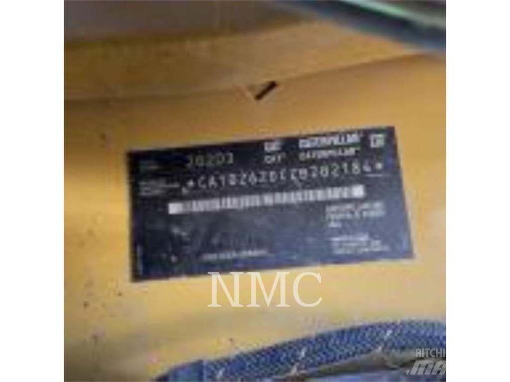 CAT 262D3  스키드로더