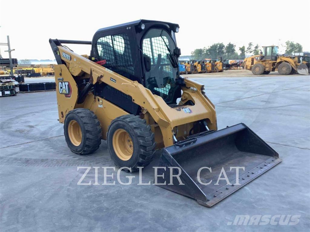 CAT 262D3  스키드로더