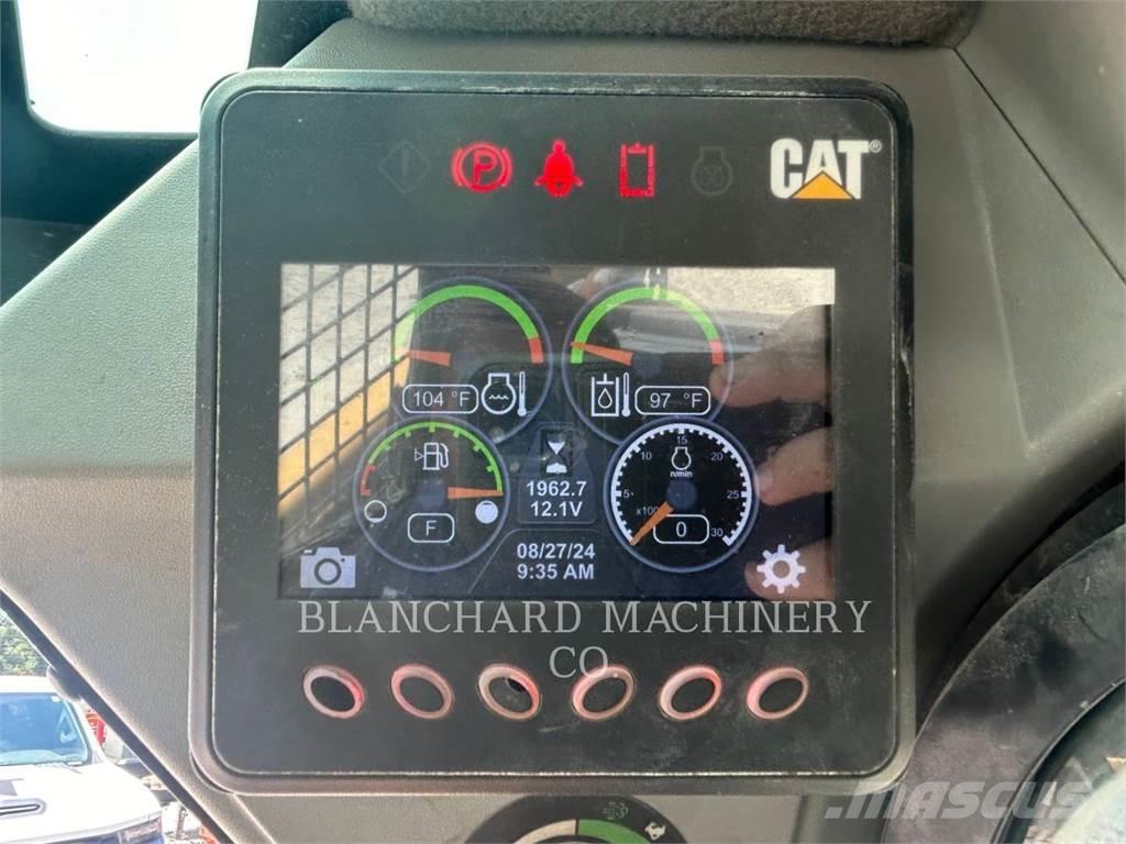 CAT 262D3  스키드로더