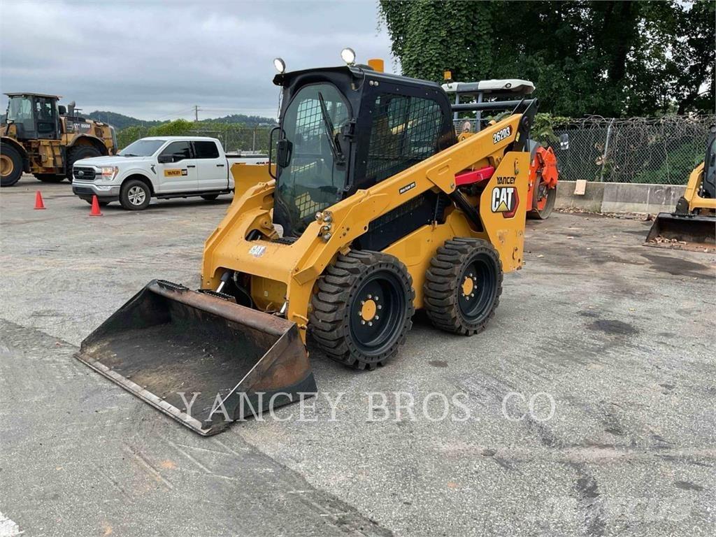 CAT 262D3  스키드로더