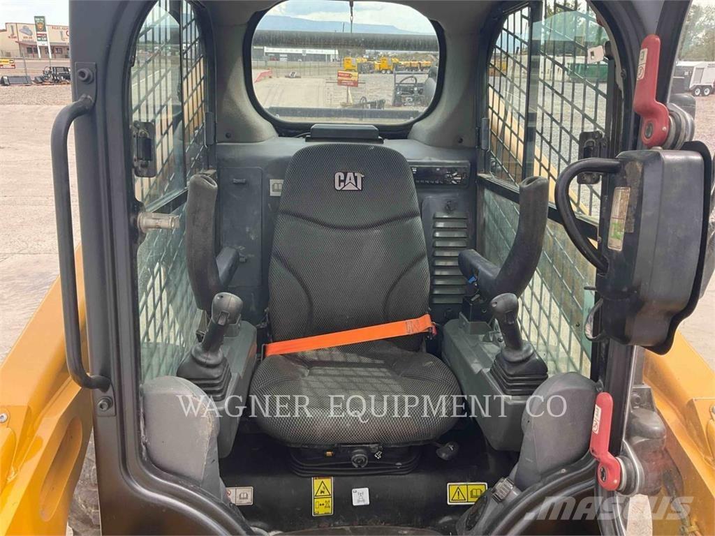 CAT 262D3  스키드로더