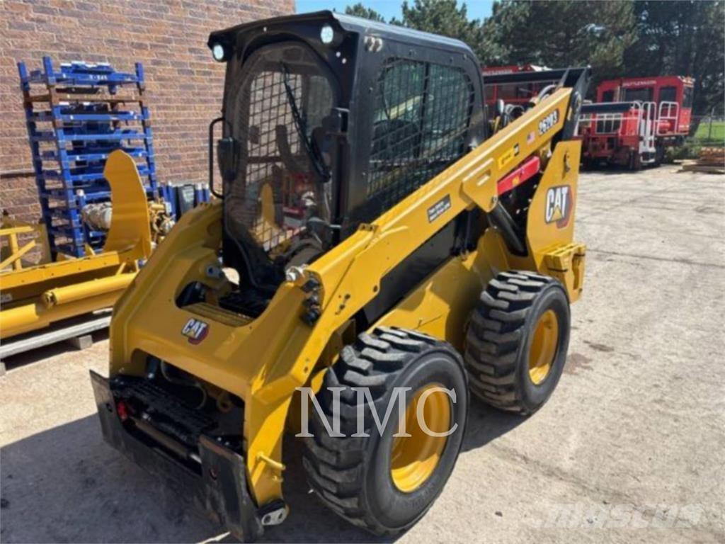 CAT 262D3  스키드로더