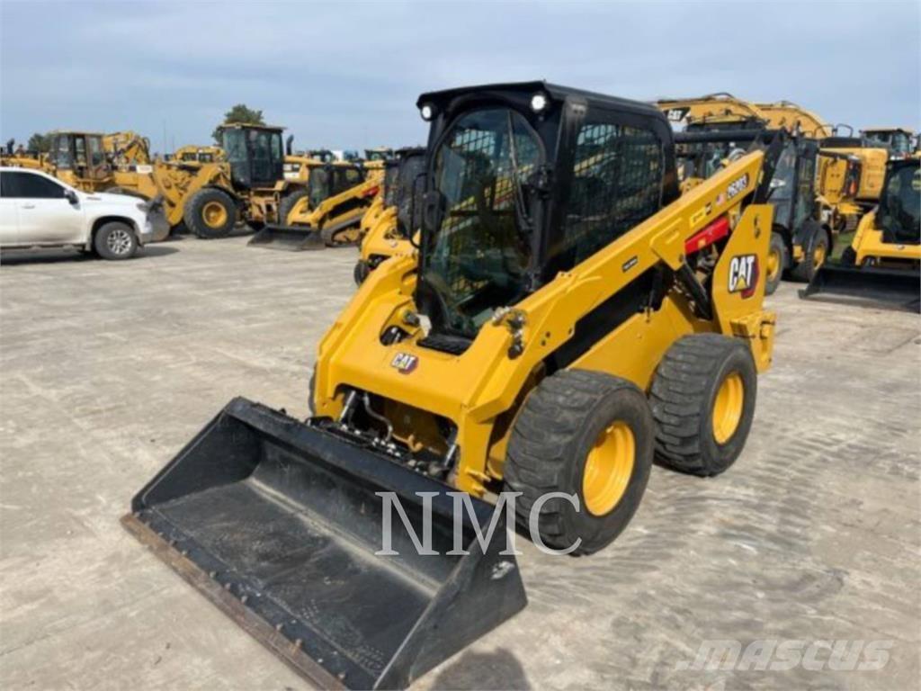 CAT 262D3  스키드로더