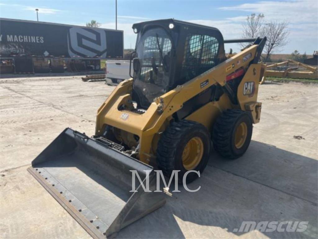 CAT 262D3  스키드로더
