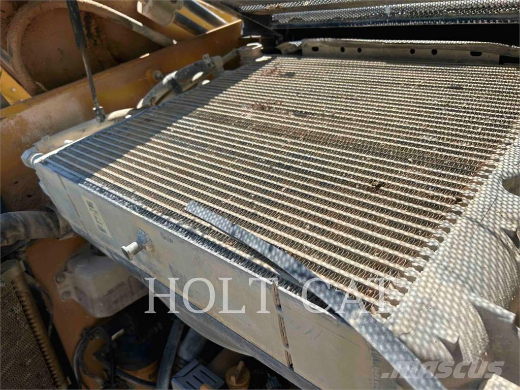 CAT 262D3  스키드로더