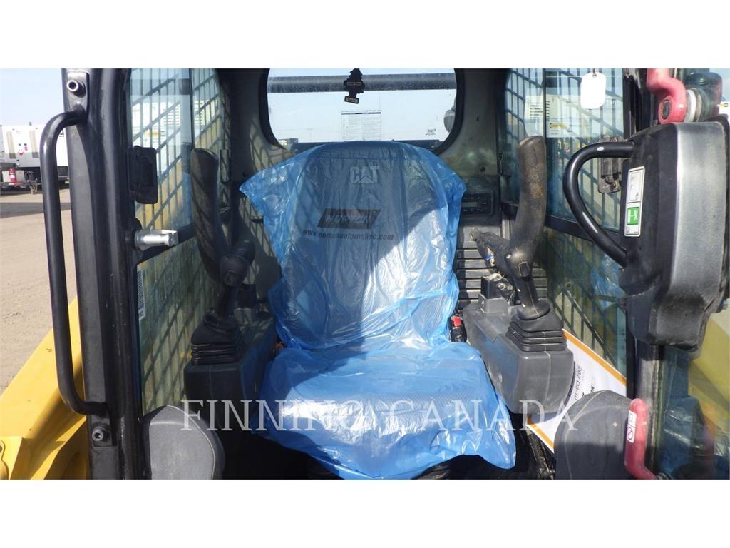 CAT 262D3  스키드로더