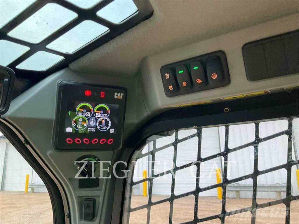 CAT 262D3  스키드로더