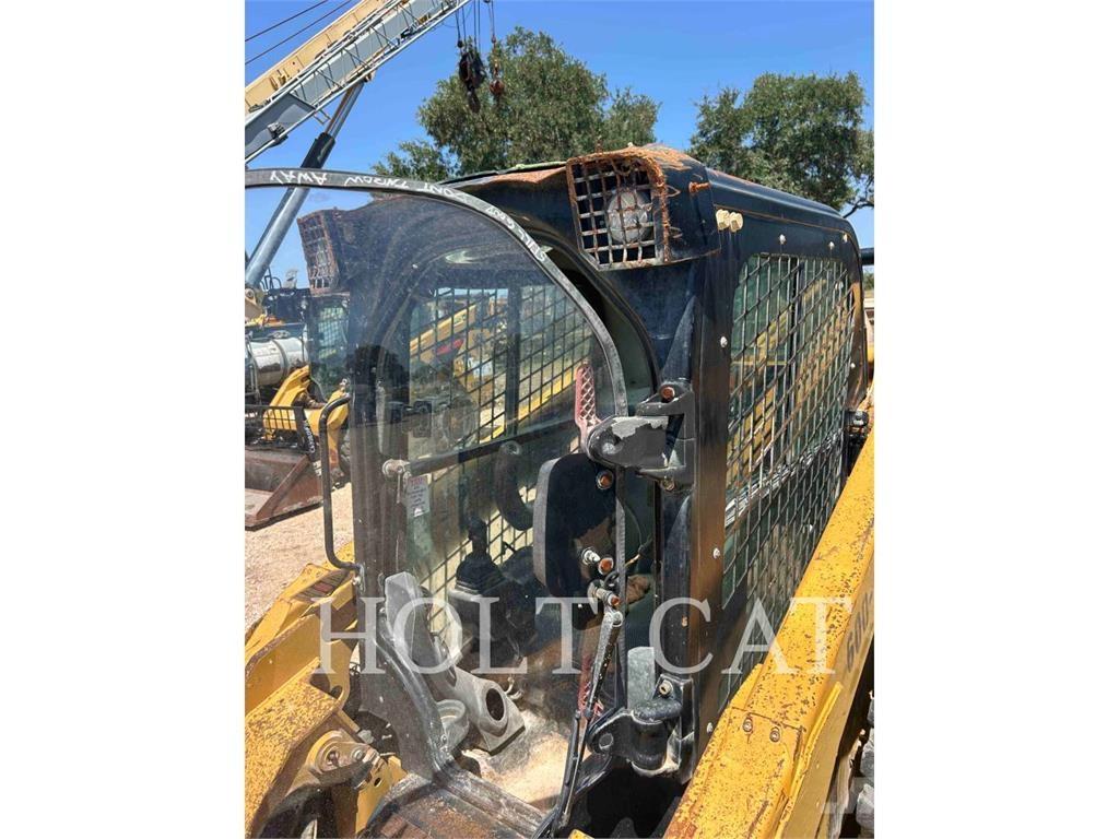 CAT 262D3  스키드로더