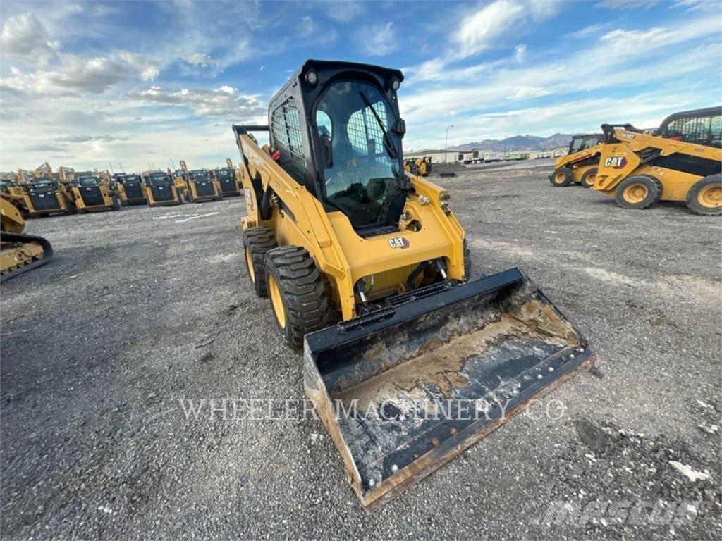 CAT 262D3 C3H2  스키드로더