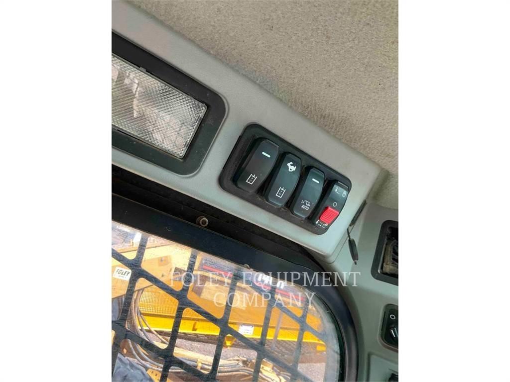 CAT 262D3STD2C  스키드로더