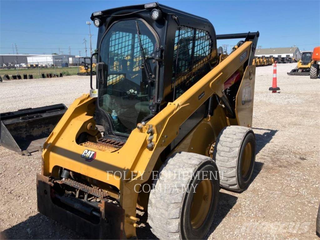CAT 262D3STD2C  스키드로더