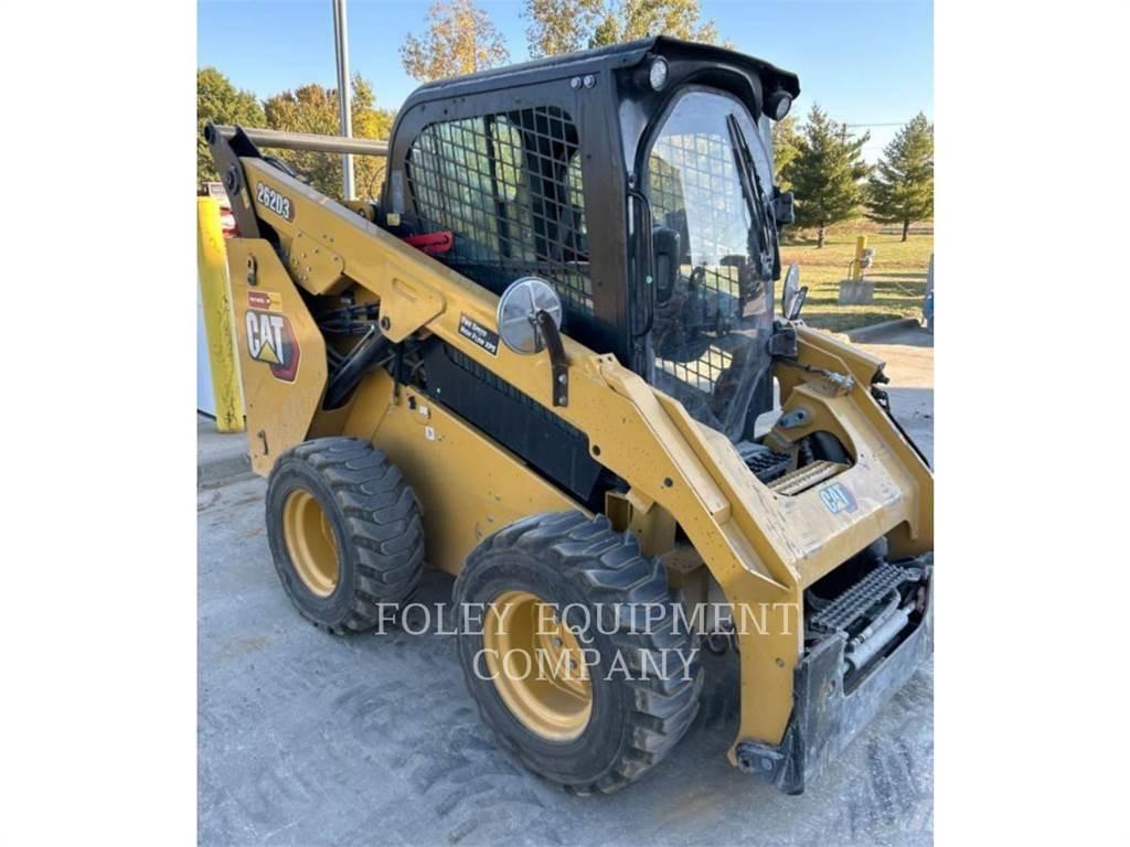 CAT 262D3XPS2C  스키드로더