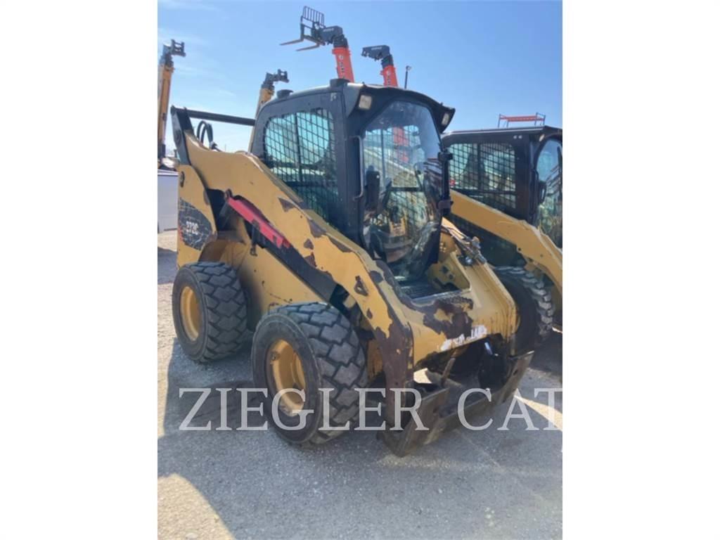 CAT 272C  스키드로더
