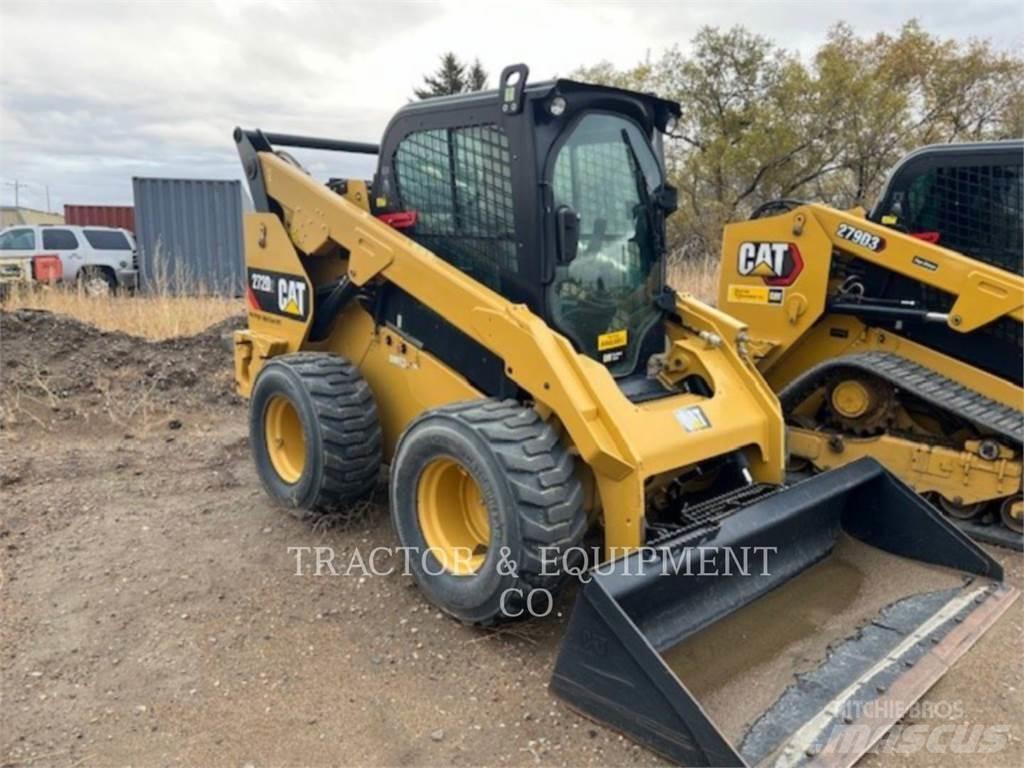 CAT 272D2  스키드로더