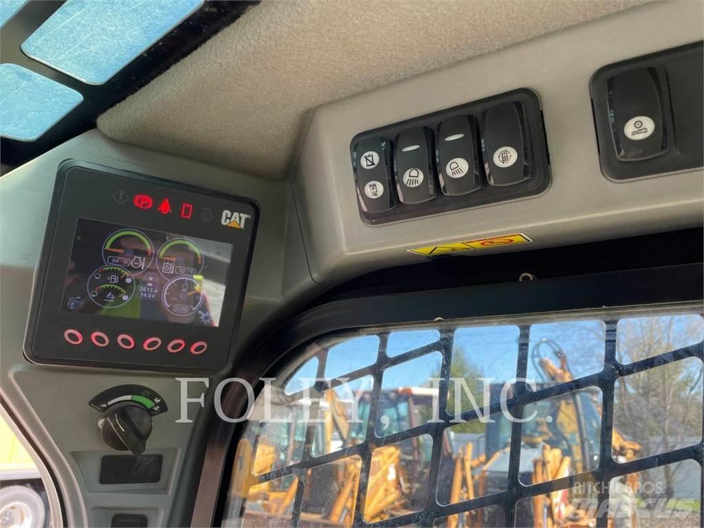 CAT 272D2  스키드로더