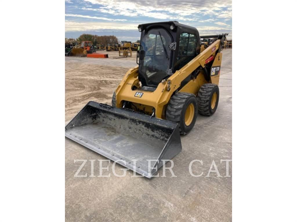 CAT 272D2  스키드로더
