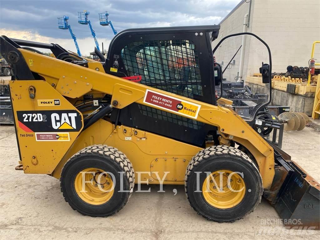 CAT 272D2  스키드로더