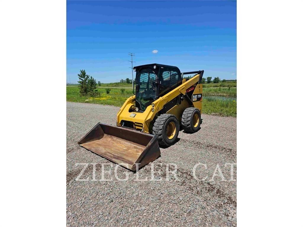 CAT 272D2  스키드로더
