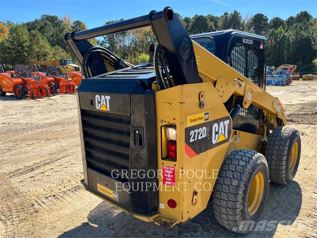 CAT 272D2  스키드로더