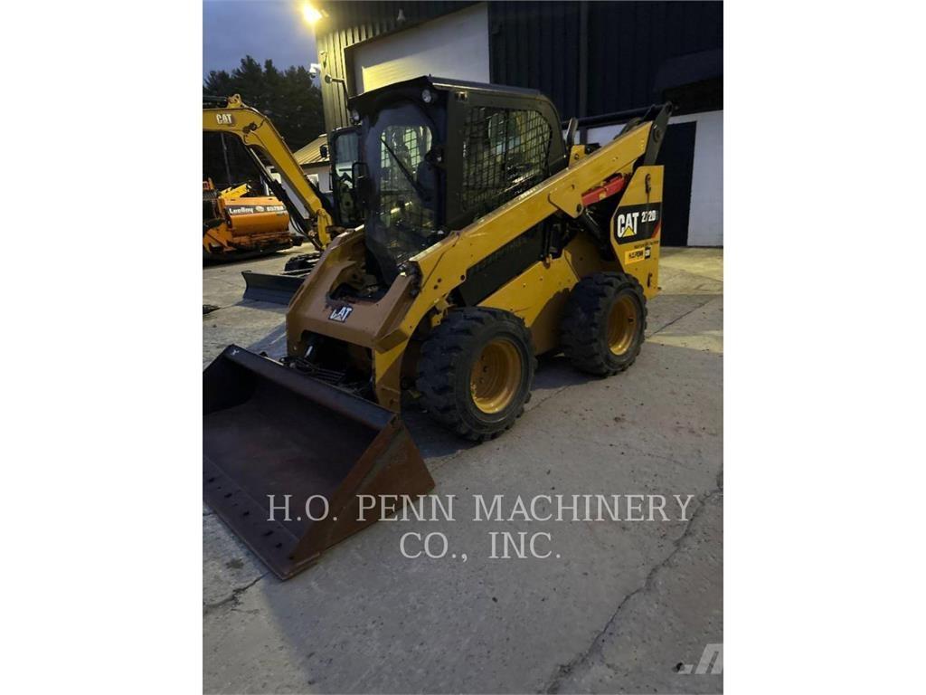 CAT 272D2  스키드로더