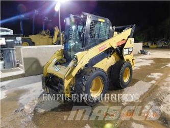 CAT 272D2 XHP  스키드로더
