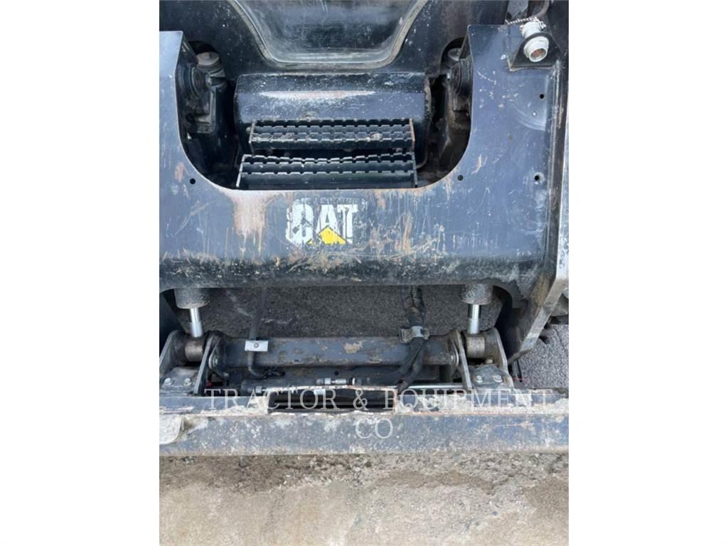 CAT 272D2 XHP  스키드로더