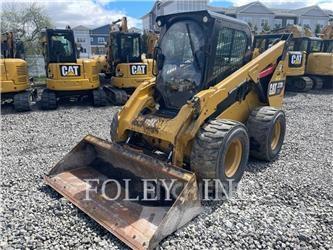 CAT 272D2XHP  스키드로더