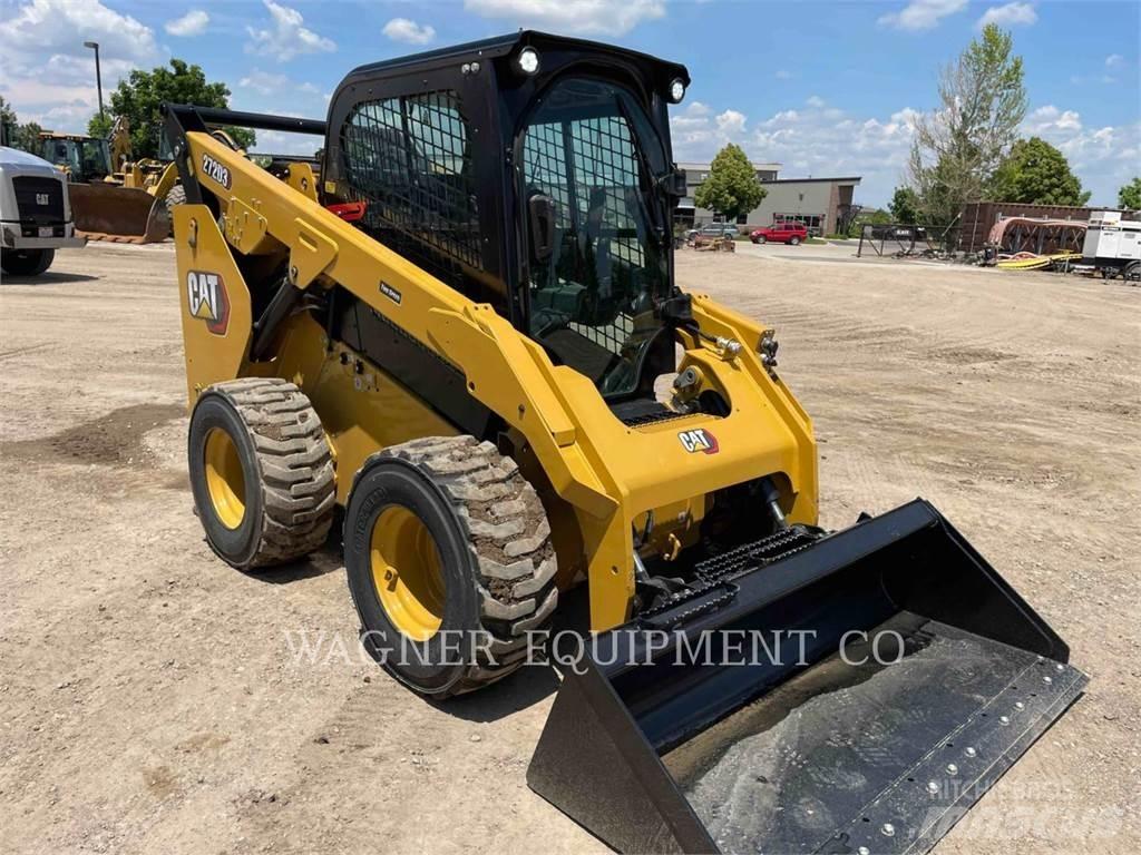 CAT 272D3  스키드로더