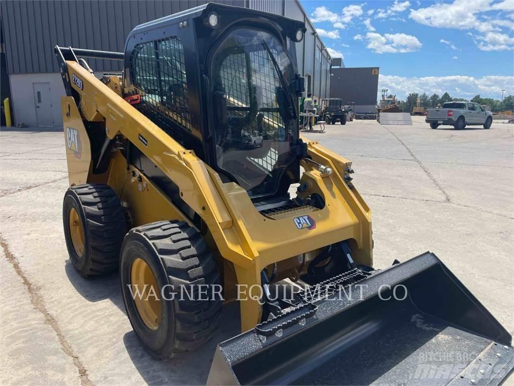 CAT 272D3  스키드로더