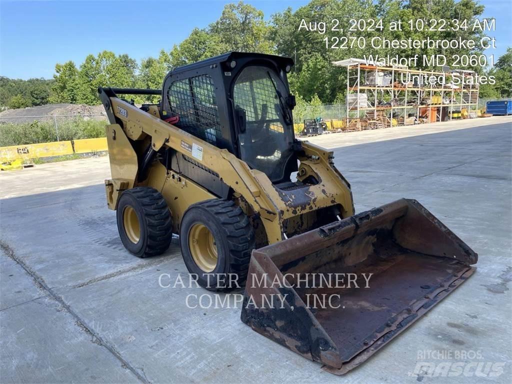CAT 272D3  스키드로더