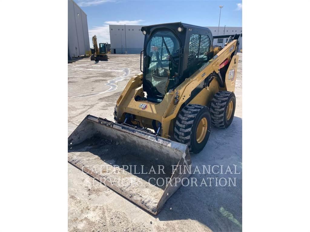 CAT 272D3  스키드로더