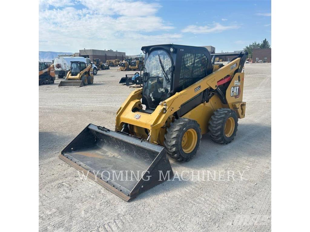 CAT 272D3  스키드로더