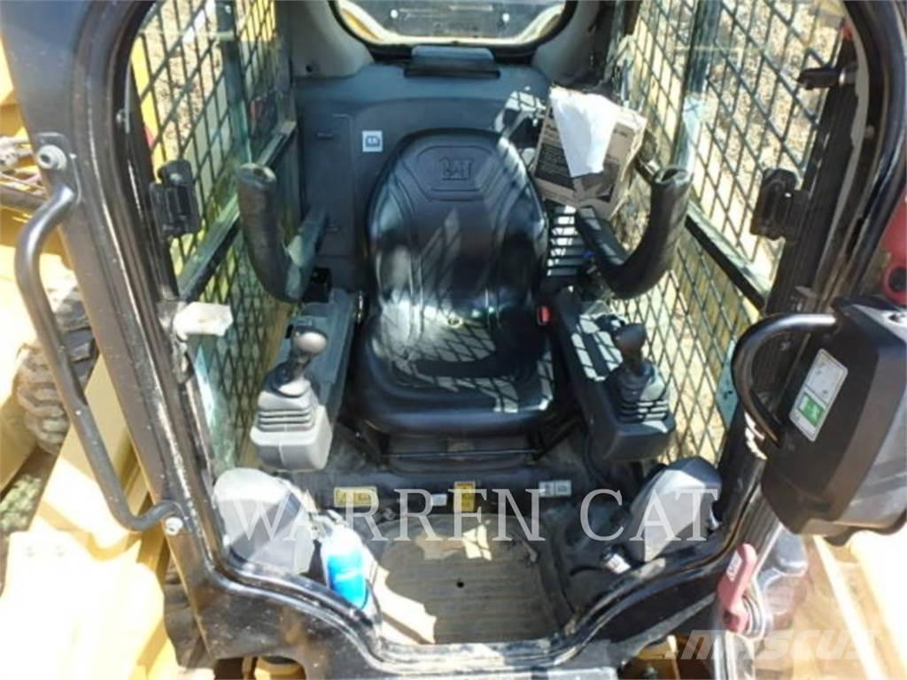 CAT 272D3 C3H1  스키드로더
