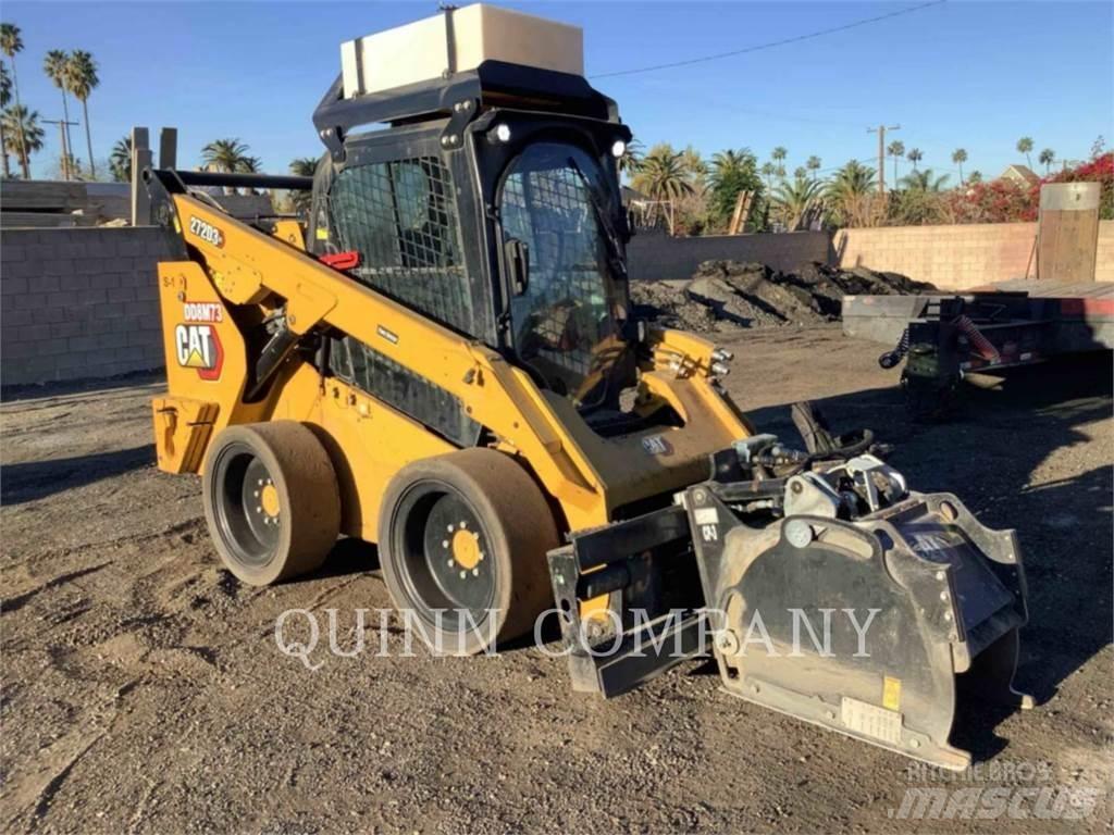 CAT 272D3XE  스키드로더