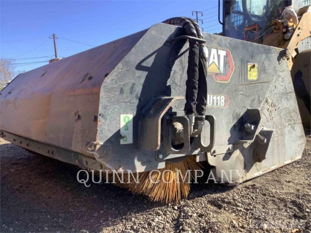 CAT 272D3XE  스키드로더