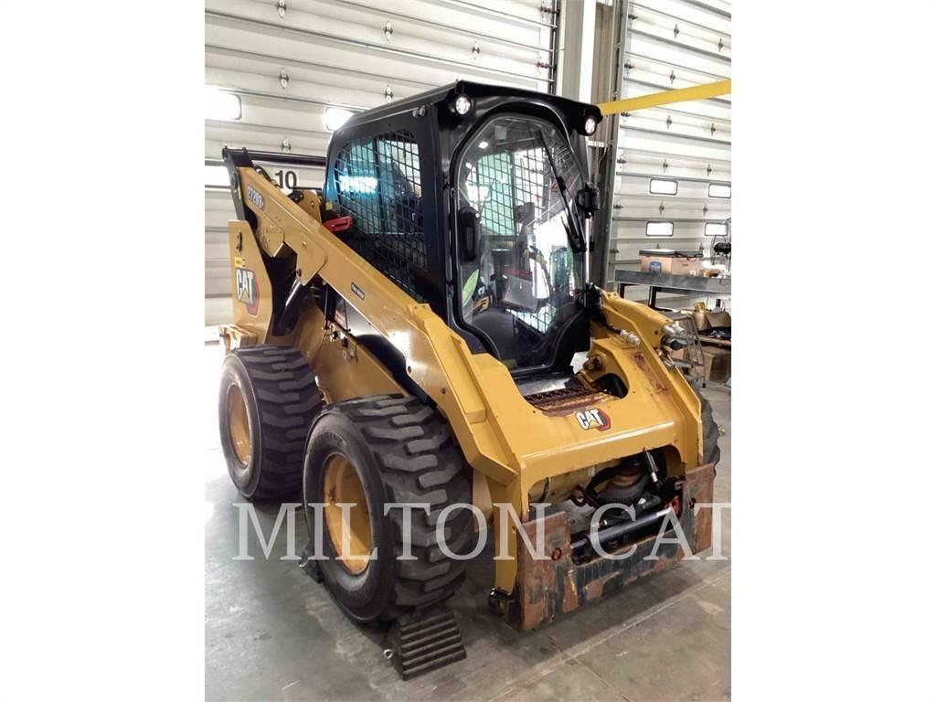 CAT 272D3XE  스키드로더