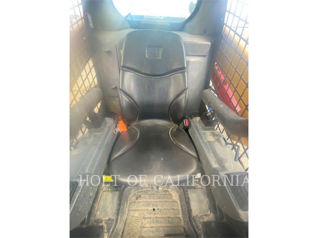 CAT 279 HF  스키드로더