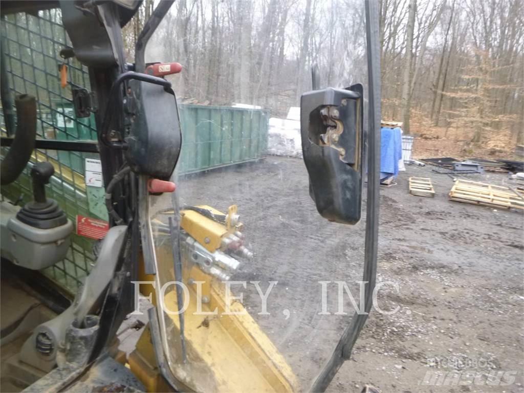 CAT 279C2 궤도식 로우더