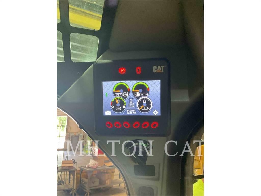CAT 279D3 궤도식 로우더