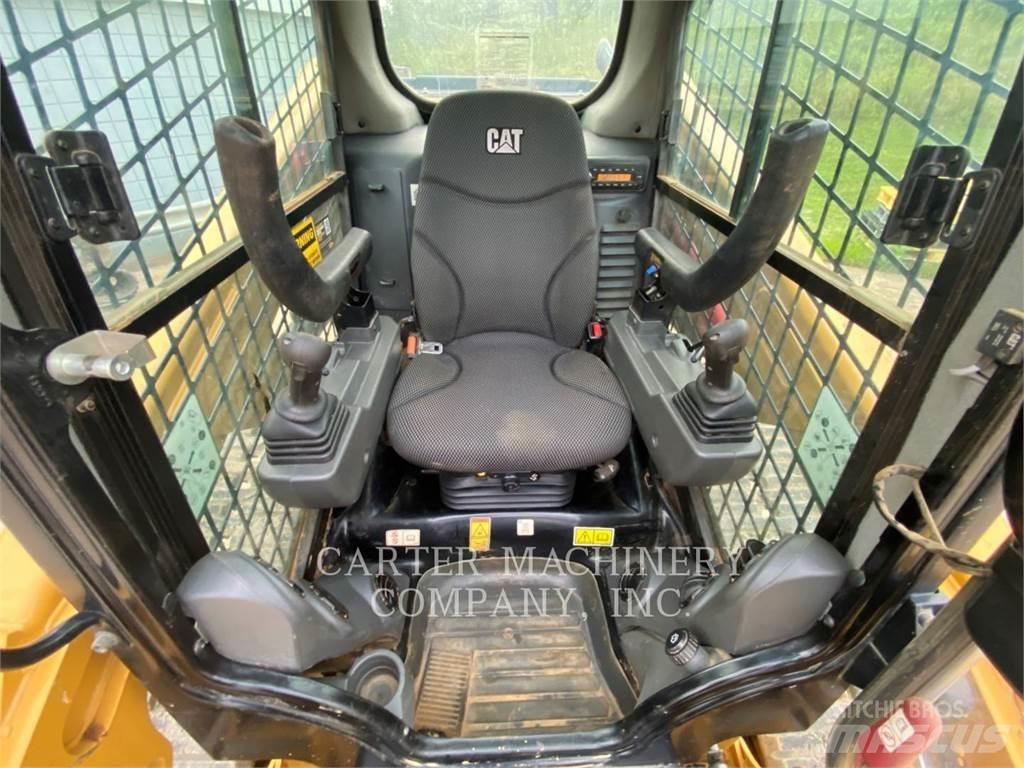 CAT 279D3  스키드로더