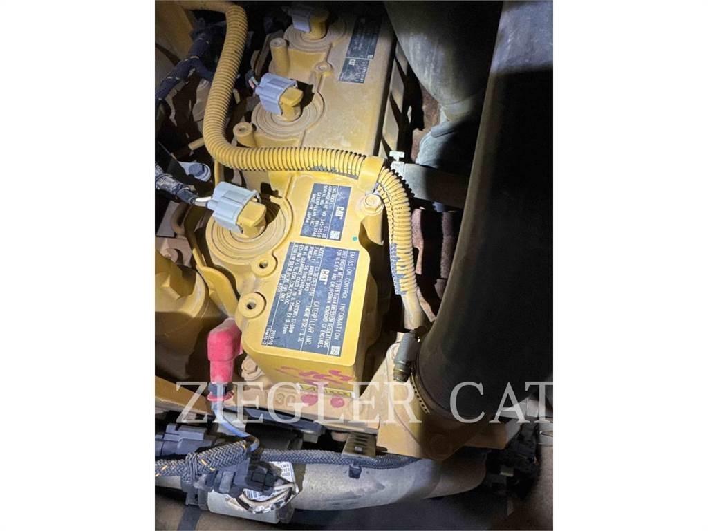 CAT 279D3 궤도식 로우더